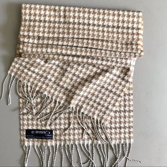 V. FRAAS Accessories - V FRASS CASHMINK Twill Herringbone Pattern Woven Fringe Trim Houndstooth Scarf